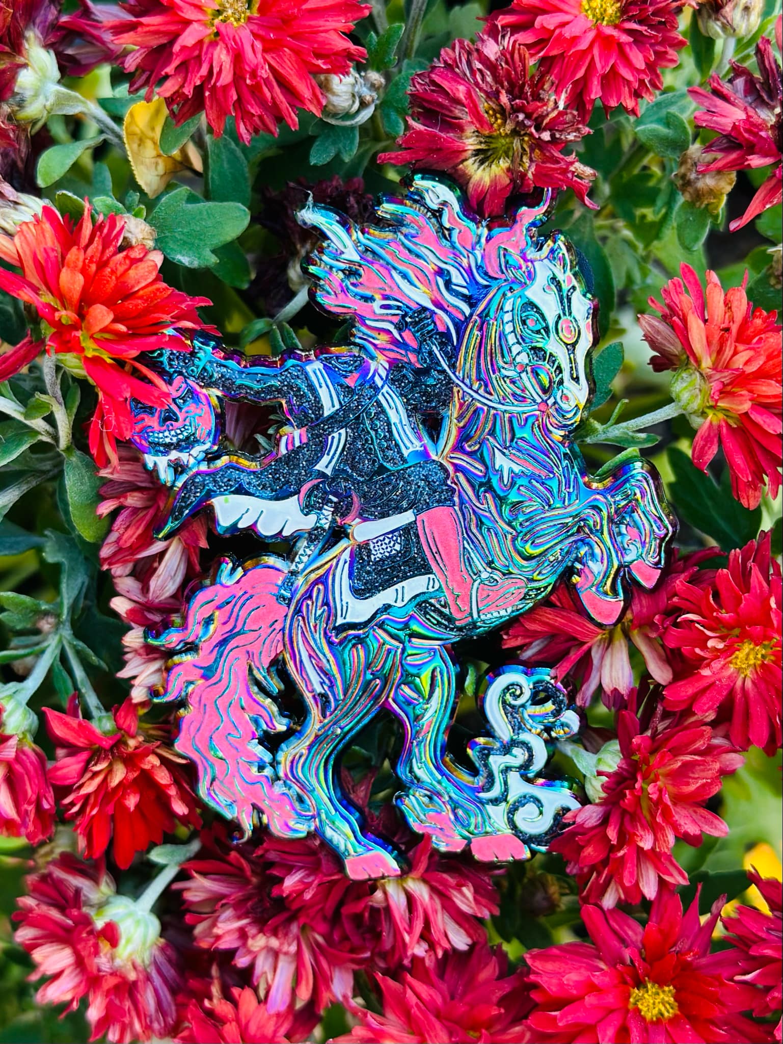 Headless Horseman Pin - Rnbw Ano