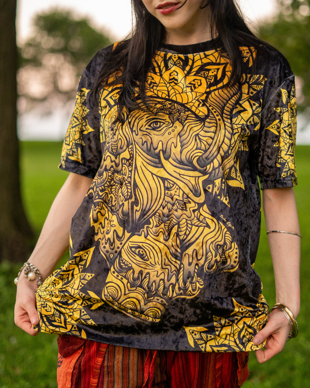 Majestic Sage Elephant Crushed Velvet T-Shirt