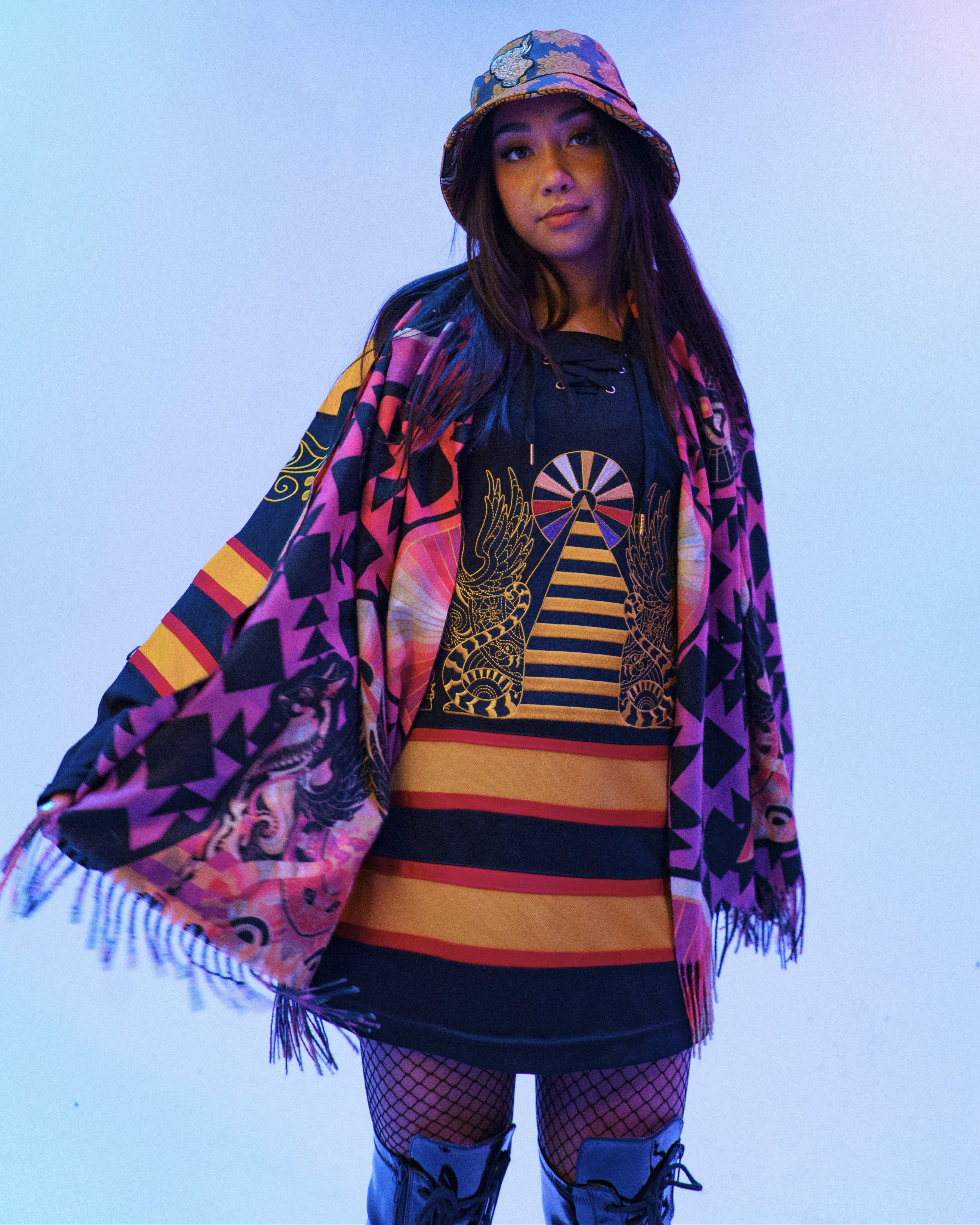 Bastet Amulet Hockey Jersey BLK/GLD