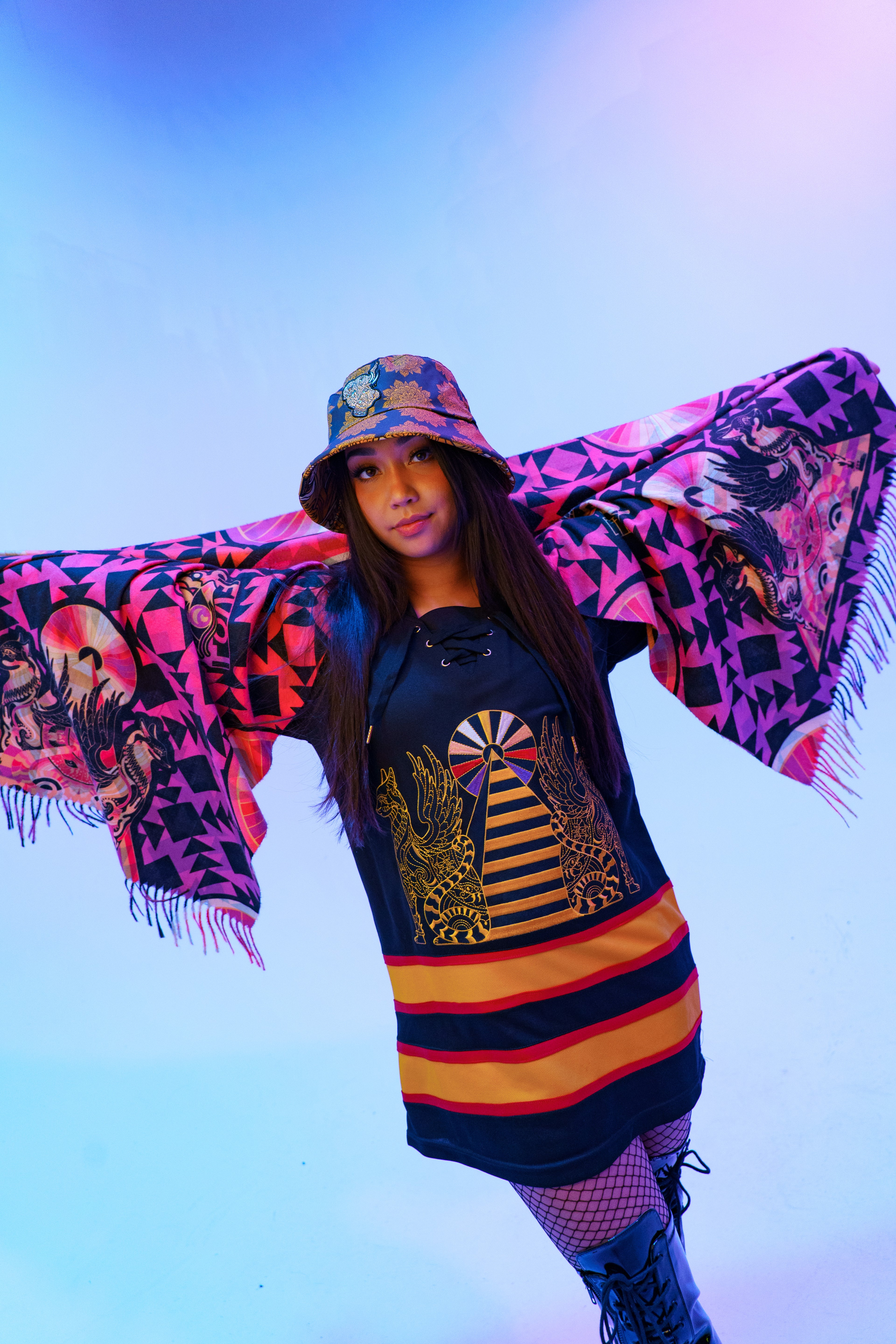 Bastet Amulet Hockey Jersey BLK/GLD