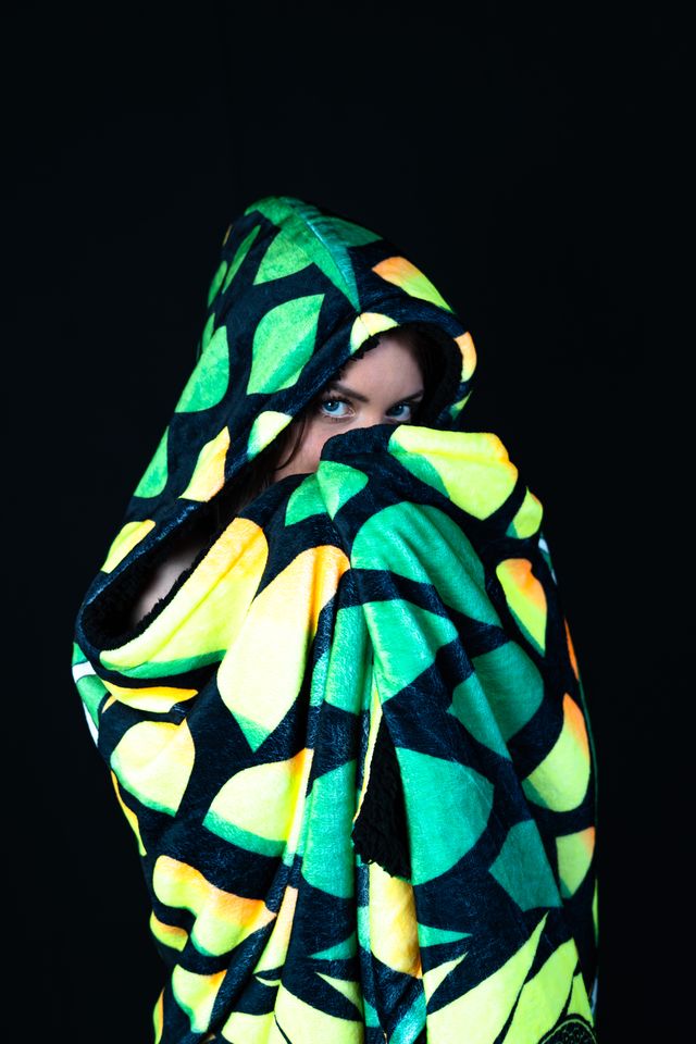 Medusa V2 Hooded Blanket